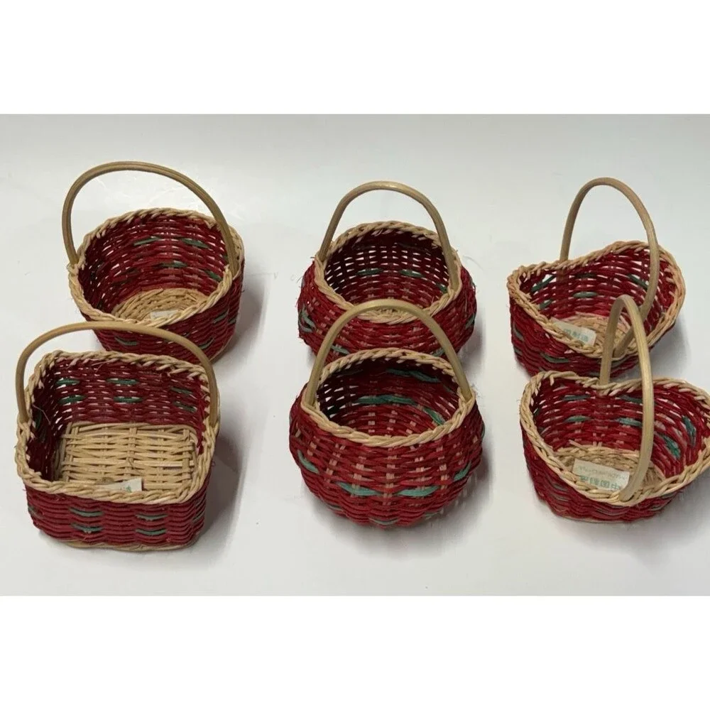 Lot of 6 Mini Woven Wicker Baskets Red Green Natural Christmas Doll Decor Handle